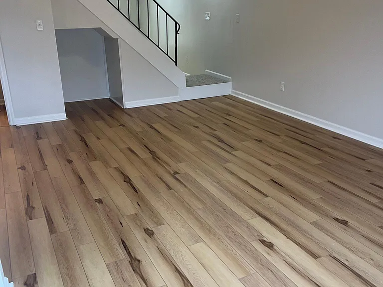 1031 Sunvalley Cir #1031 — Photo 16