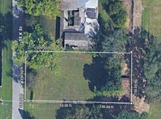 3401 SE K St #B, Bentonville, AR 72712