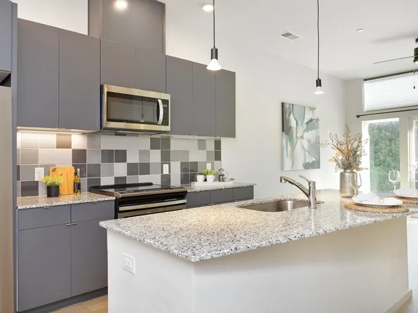 600 S Duke St #26, Durham, NC 27701