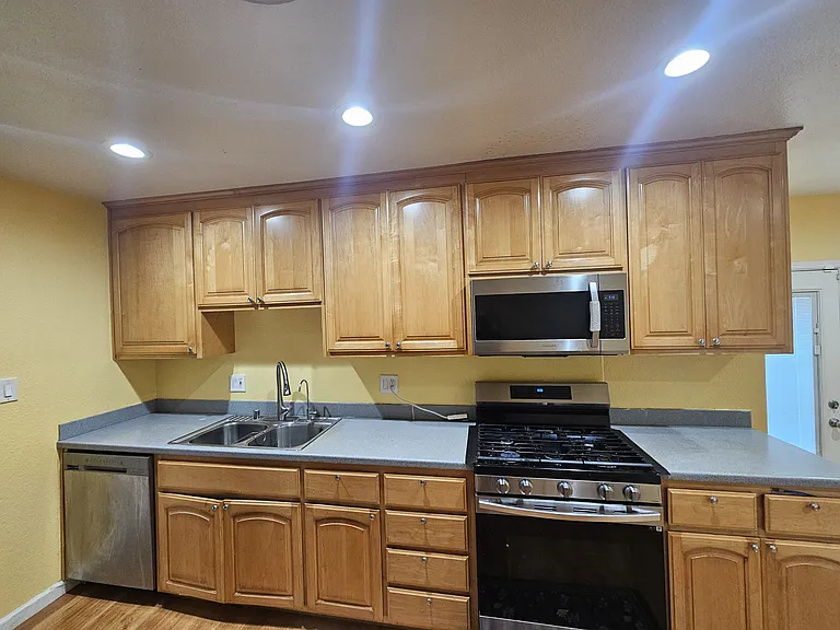 4649 Deadwood Dr — Photo 7