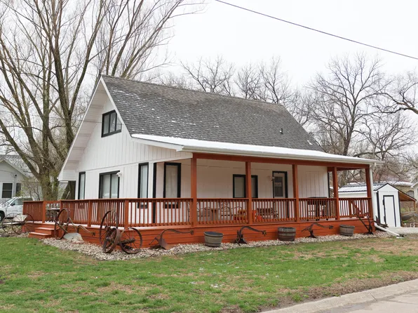 101 N 8th St, Red Oak, IA 51566