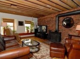 154 Commercial St APT 4, Boston, MA 02109