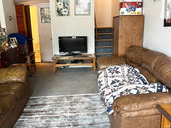 3rd image of 45A Country Dr W #45A