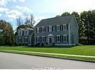 540 Scarborough Ln, Middletown, CT 06457