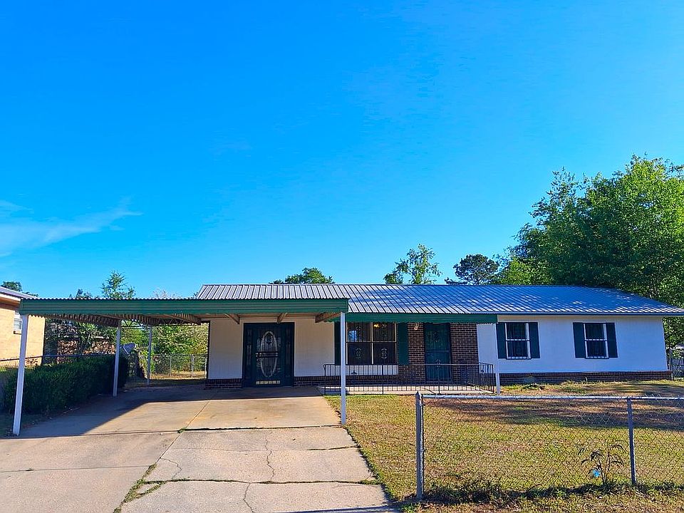 1st image of 69 Caprice Ct