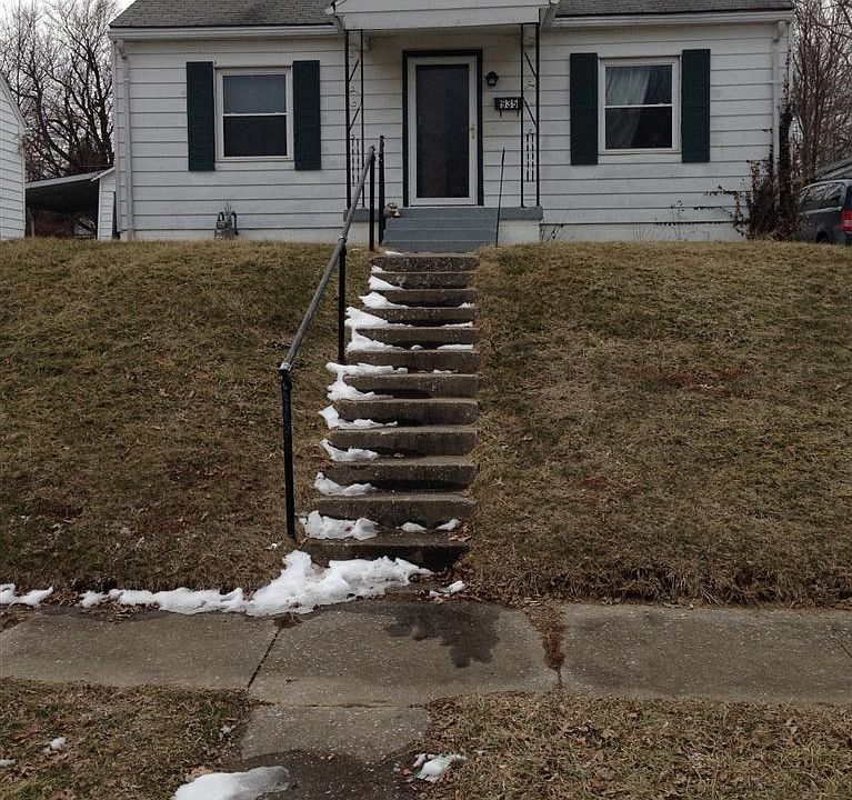 1st image of 935 Darley Dr
