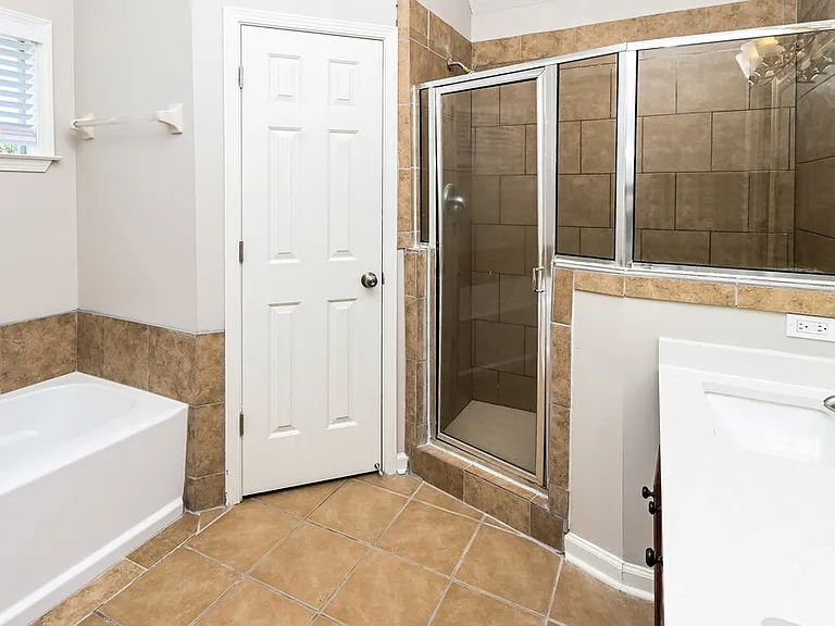 1029 Appling Meadow Dr — Photo 12