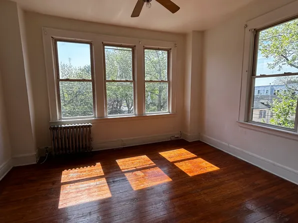 31 41st St #3, Irvington, NJ 07111