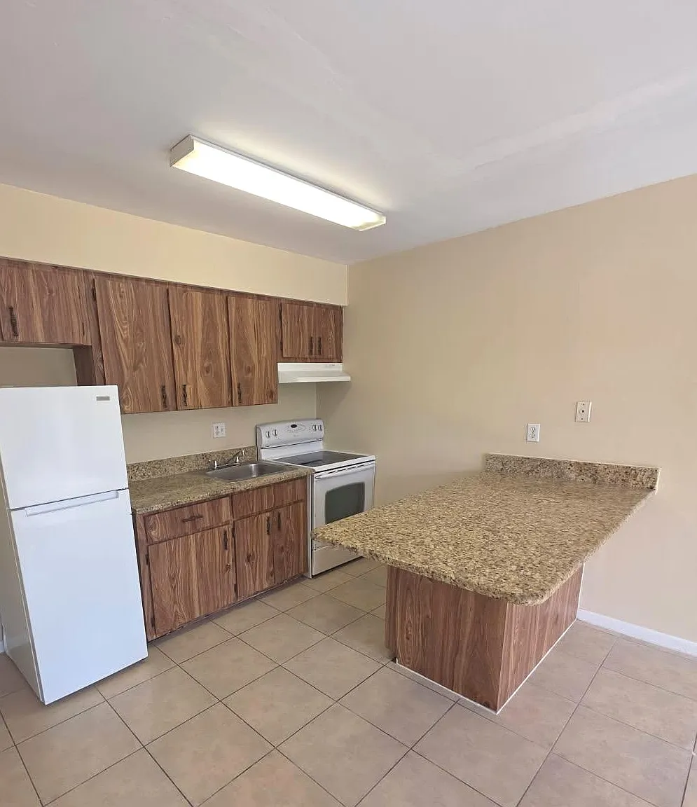 1 bed, 600 sqft, $950 — Photo 3