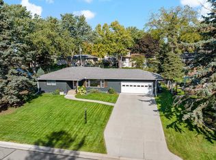 3200 Armour Ter, Saint Anthony, MN 55418