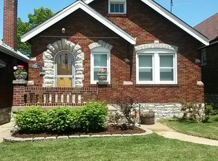 5441 Walsh St, Saint Louis, MO 63109