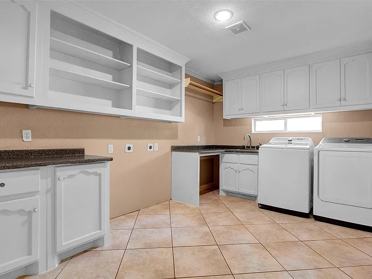 11207 Indian Trails Dr — Photo 13