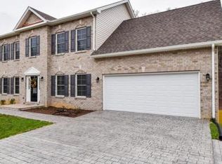 6032 Roselawn Rd, Roanoke, VA 24018