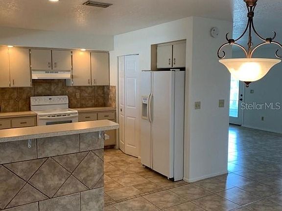 5th image of 355 Spring Lake Blvd