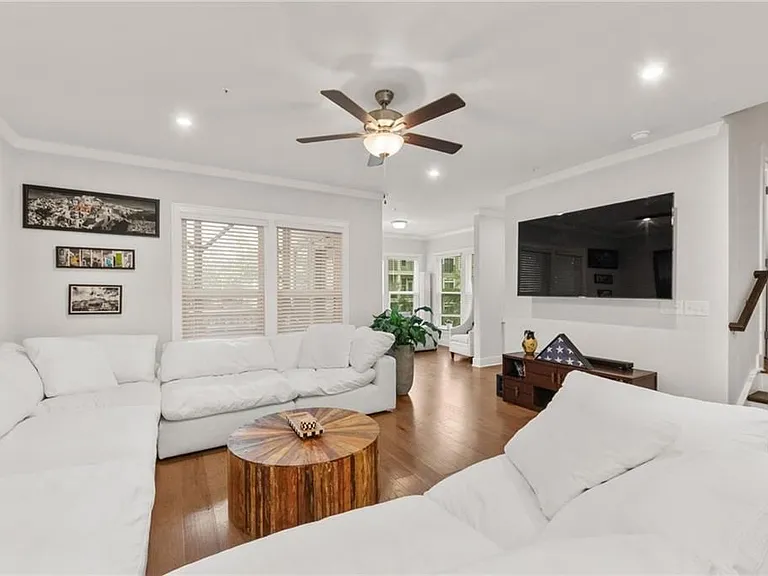 1153 Rivard Cir — Photo 19