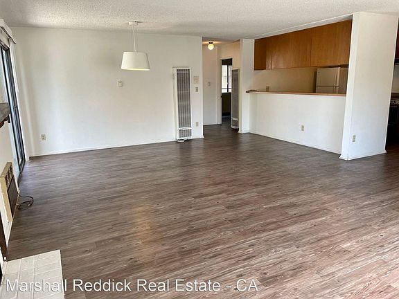 3rd image of 4059 McLaughlin Ave #11384229