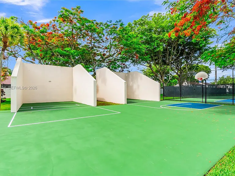 13340 SW 88th Ter #D — Photo 40