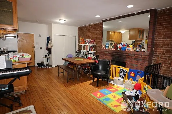 Rented by Oxford Property Group | media 2