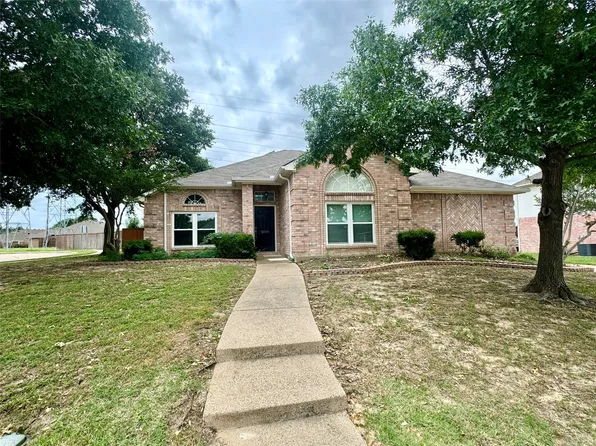 2616 Leicester Dr, Carrollton, TX 75006