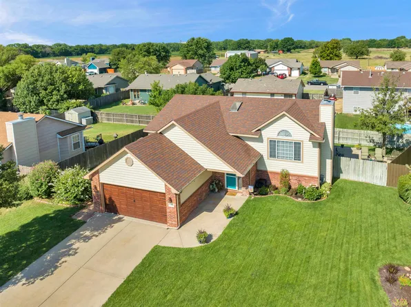 5005 S Custer Cir, Wichita, KS 67217