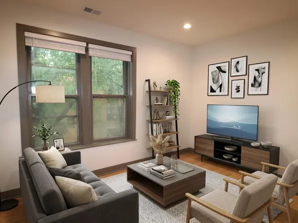 2101 W Evergreen Ave, Chicago, IL