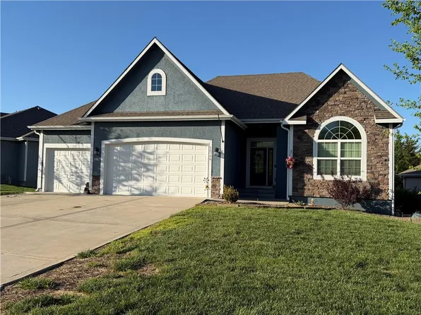 16746 Ruby Way, Basehor, KS 66007