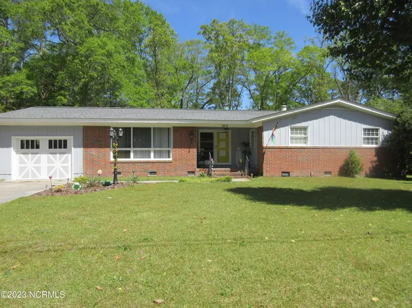 1212 Woodburn Road, Laurinburg, NC 28352