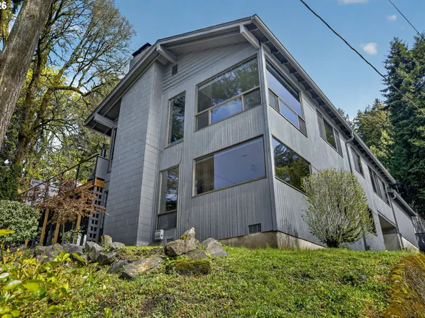 4308 SW Chesapeak Ave, Portland, OR 97239