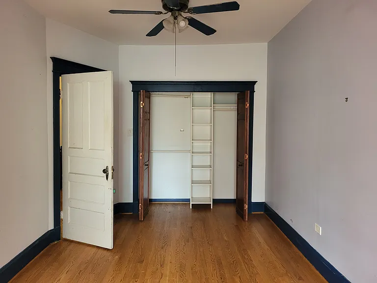 5403 S Maryland Ave — Photo 11