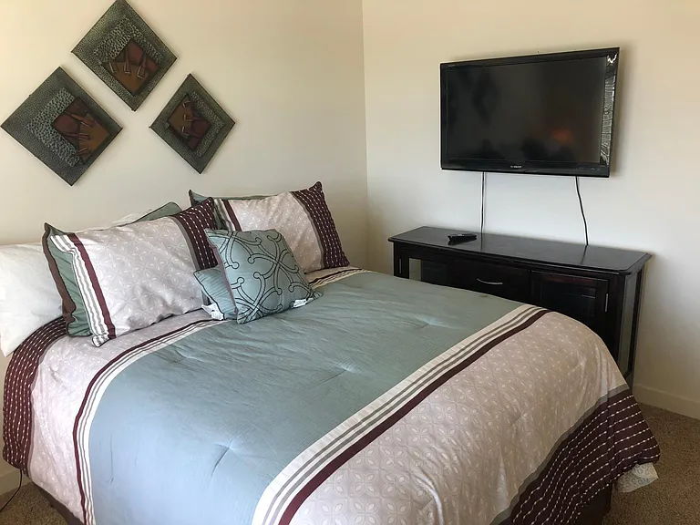 Guest 2nd bedroom
