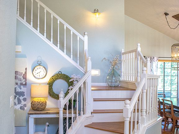 Beautiful staircase!