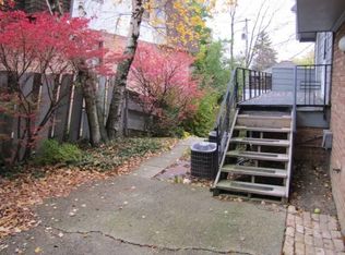 244 W Rosalie Ln APT B, Palatine, IL