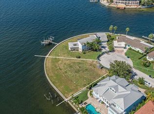 5122 W Poe Ave, Tampa, FL 33629