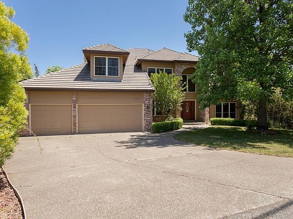 2nd image of 1555 Zapata Dr