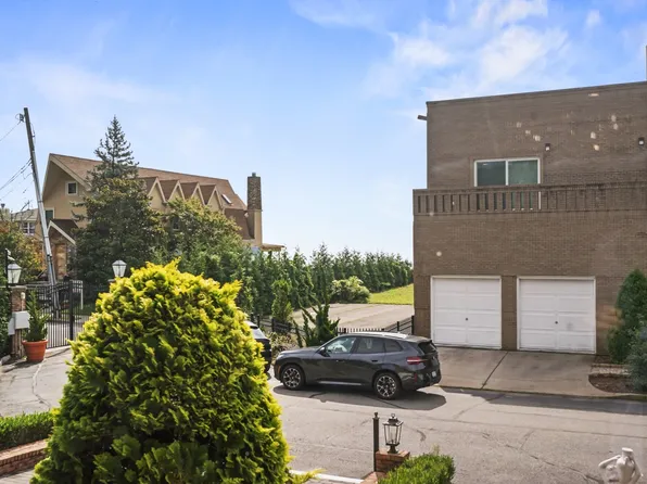 5 Nicolosi Dr