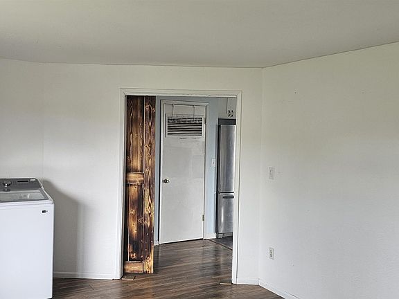 4th image of 4208 Kuck Rd
