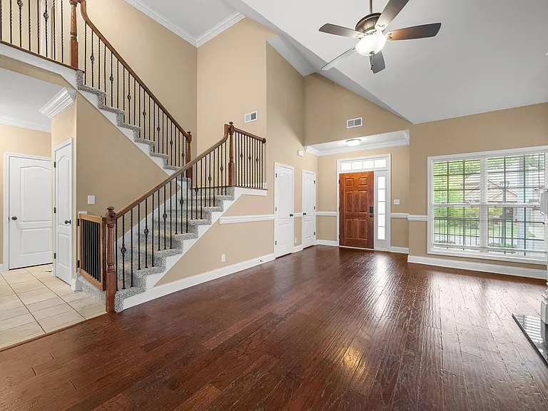 268 Turnberry Cir — Photo 7