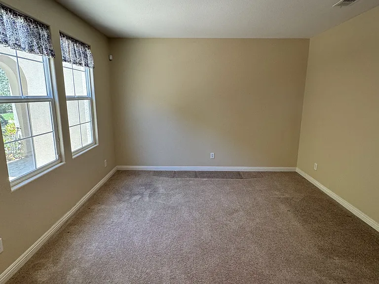 851 Antilla Way — Photo 5