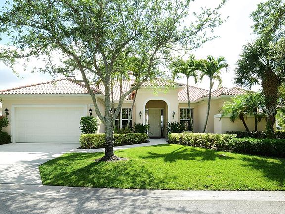 Home For Sale In Riverwalk