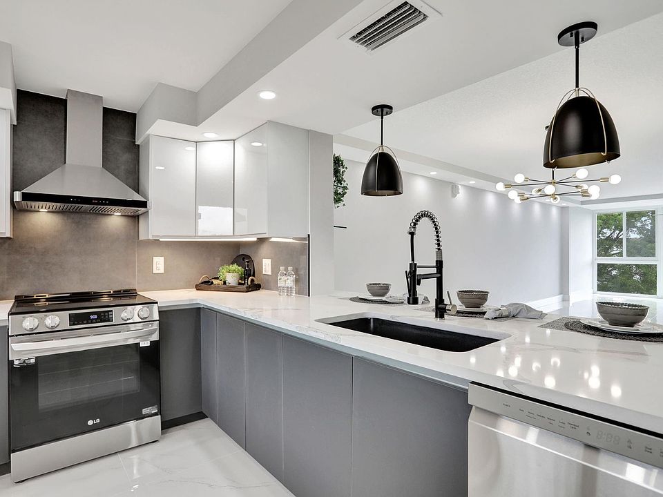 1st image of 3306 Aruba Way #H4