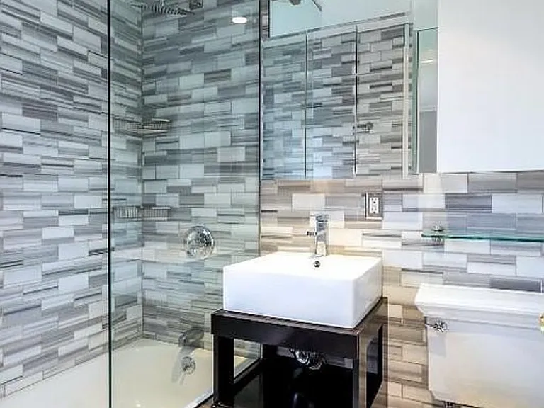158 Avenue C #6 — Photo 6