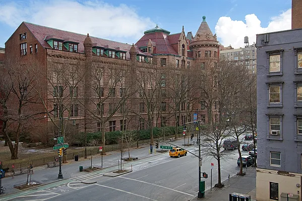 Rented by Corcoran | media 1