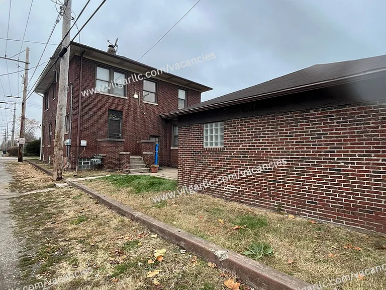461 Hayes St — Photo 2
