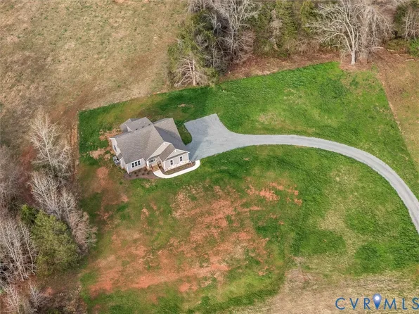 2021 Ridge Rd, Powhatan, VA 23139