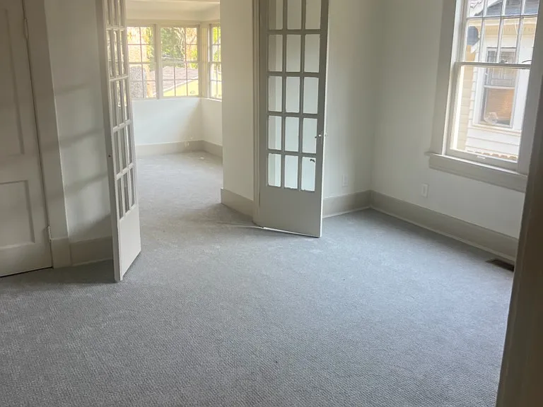 1108 N Monroe St — Photo 14