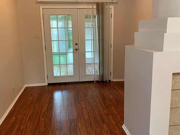5th image of 3215 Tree Grove Dr