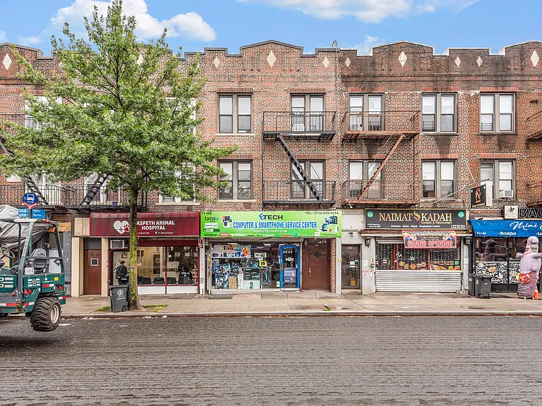71-06 Grand Ave #3R — Photo 8