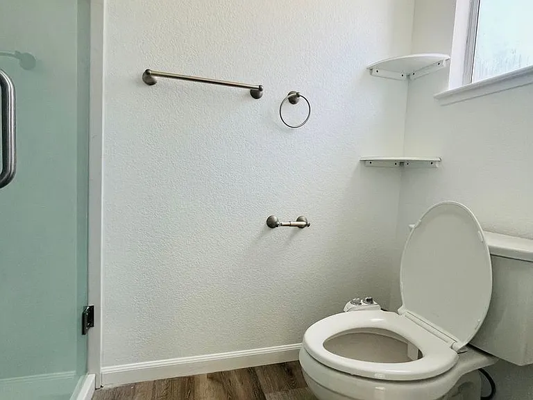 836 Marsh Creek Dr — Photo 31