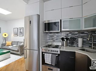 378 S 3rd St #3D, Brooklyn, NY 11211