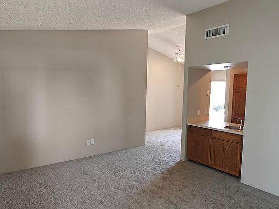 5th image of 6411 N Tierra De Las Catalinas APT 33